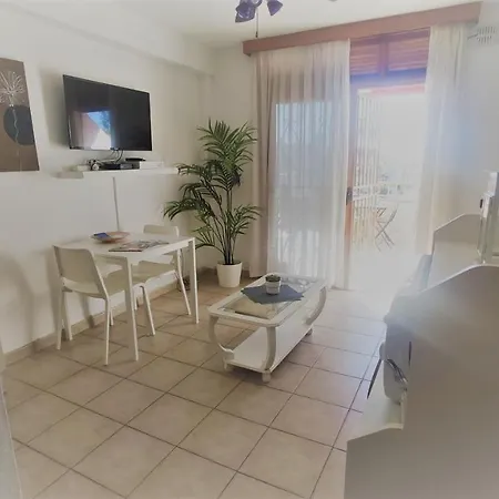 A Cristianos Apartment